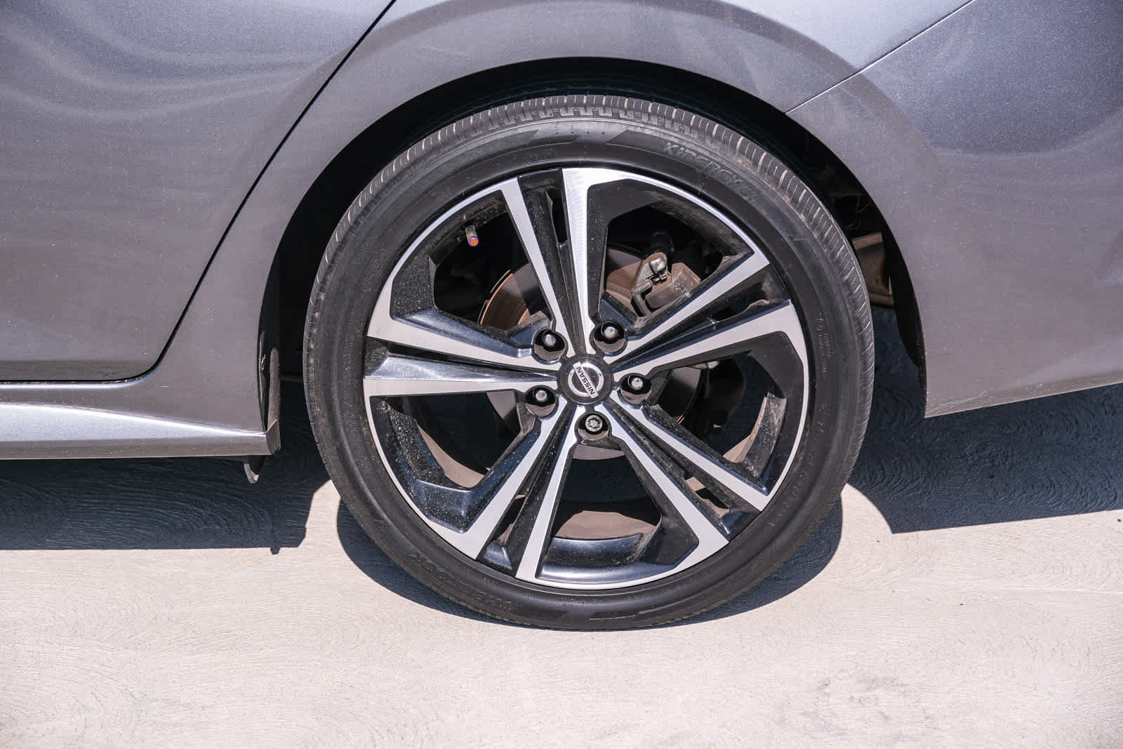 Used 2022 Nissan Sentra SR FWD image 9