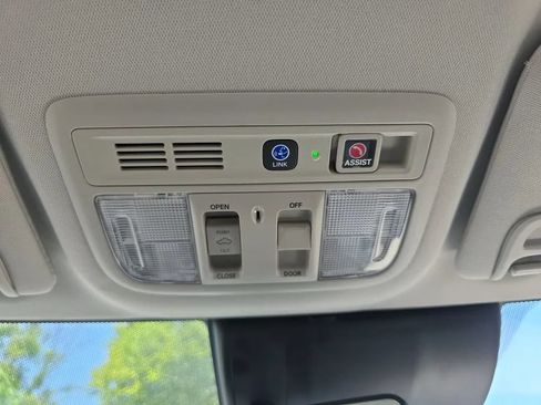 Used 2019 Honda Insight Touring image 41