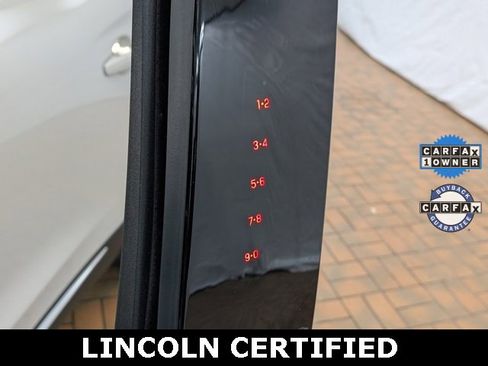 Certified 2022 Lincoln Nautilus Reserve w/ Equipment Group 201A image 9