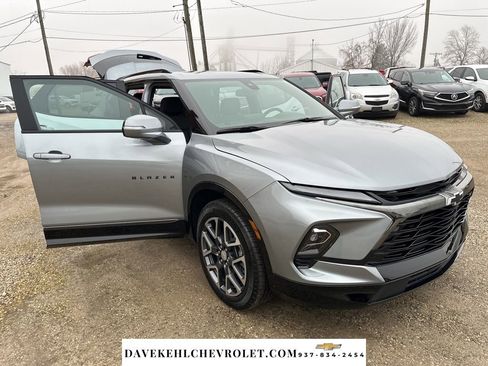 Used 2025 Chevrolet Blazer RS image 34