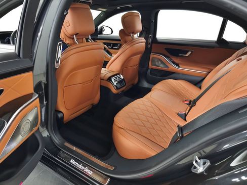 Used 2022 Mercedes-Benz S 580 4MATIC Sedan image 38
