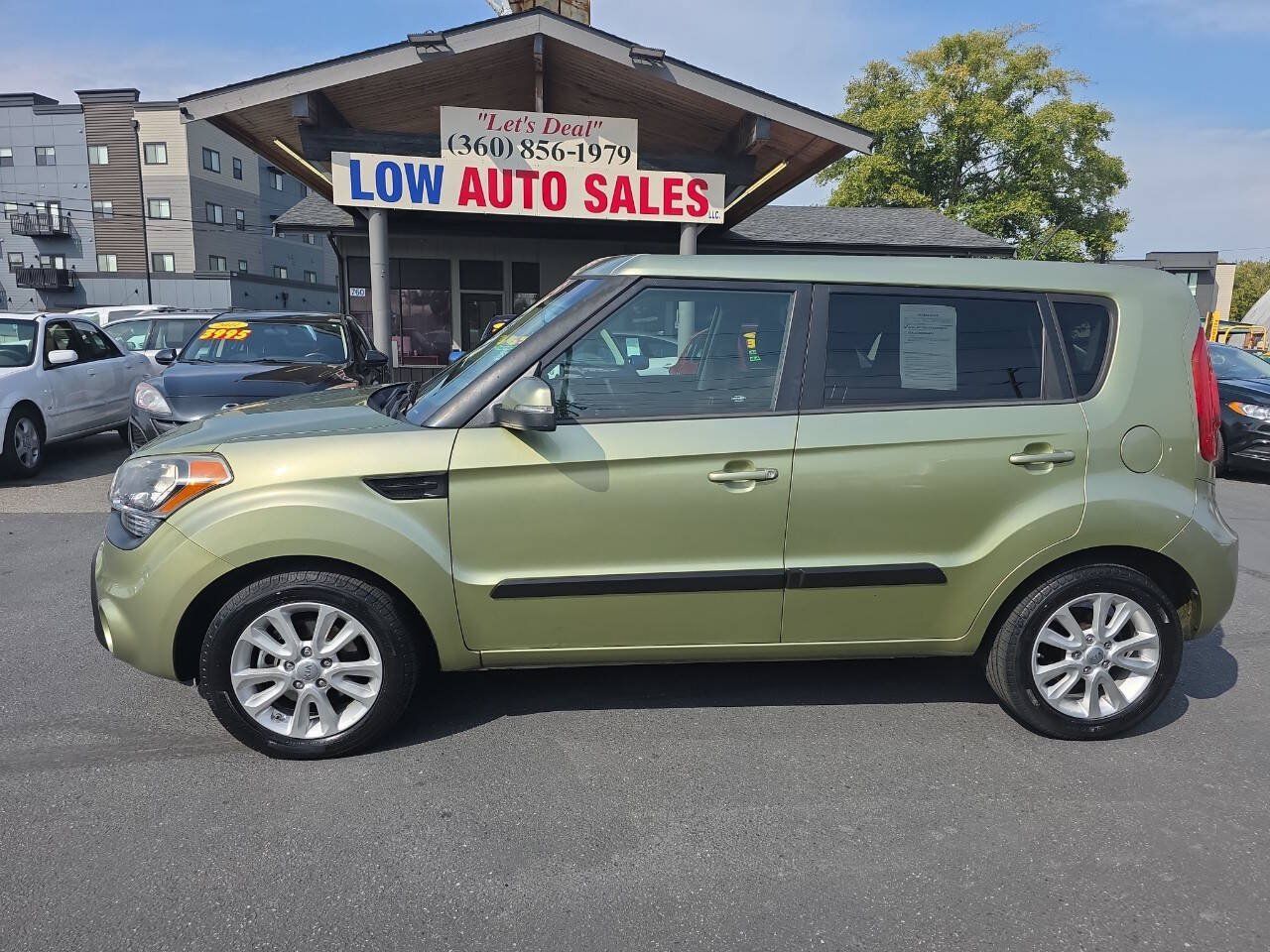 Used 2012 Kia Soul + FWD image 4