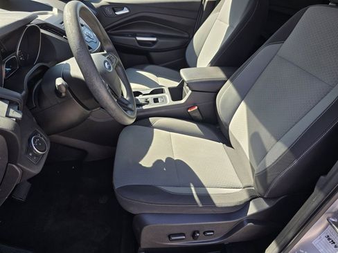 Used 2018 Ford Escape SE FWD image 27