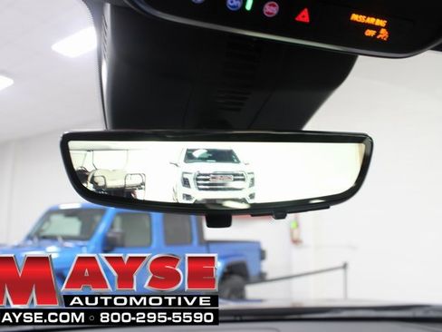 New 2026 Buick Enclave Avenir w/ Super Cruise Package image 3