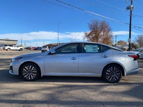 New 2025 Nissan Altima 2.5 SV w/ SV Premium Package image 2
