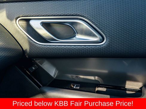 Used 2021 Land Rover Range Rover Velar S image 22