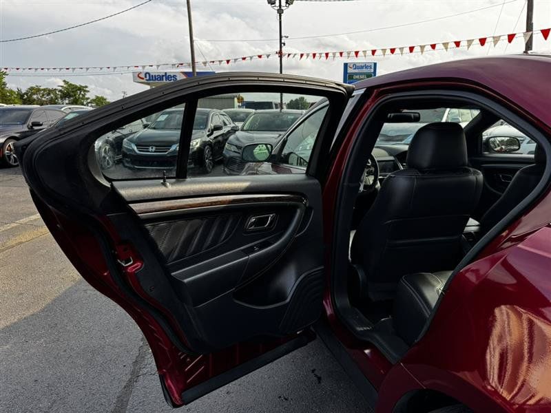 Used 2015 Ford Taurus Limited w/ Equipment Group 301A FWD image 20