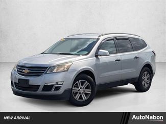 Used 2017 Chevrolet Traverse LT video 1