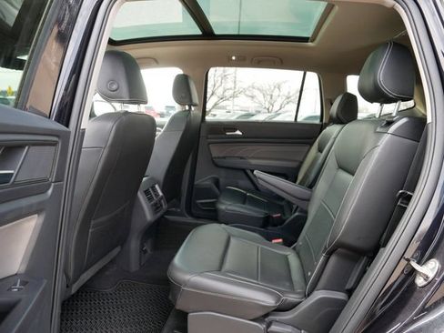 Certified 2023 Volkswagen Atlas SEL AWD/4WD image 17