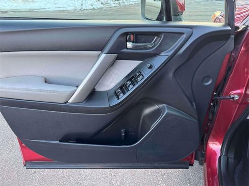 Used 2015 Subaru Forester 2.5i Limited image 15