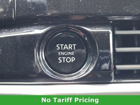 Certified 2025 Nissan Pathfinder Platinum image 21