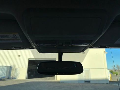 Used 2019 Nissan Frontier SL image 39