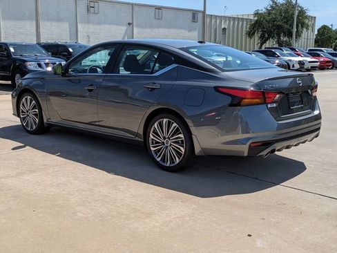 New 2026 Nissan Altima 2.5 SV w/ SV Premium Package FWD image 8