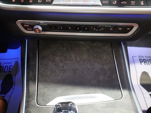 Used 2019 BMW X7 xDrive40i w/ Premium Package AWD/4WD image 42
