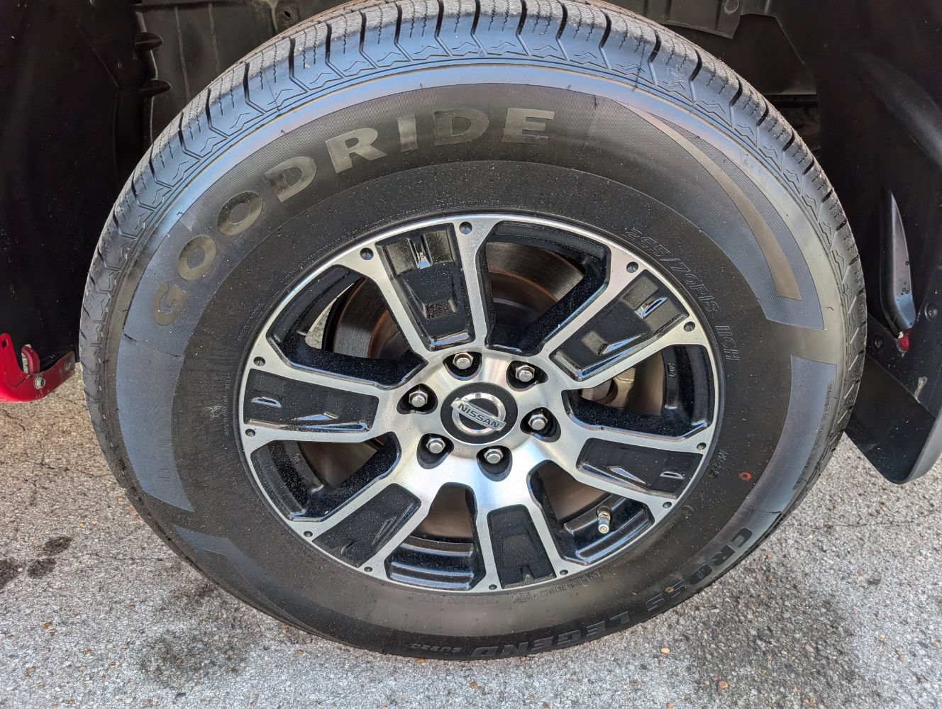 Used 2020 Nissan Titan 2WD Crew Cab image 26