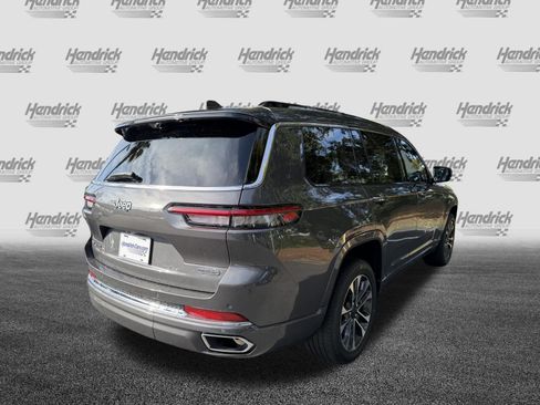 Used 2021 Jeep Grand Cherokee L Overland w/ Luxury Tech Group IV AWD/4WD image 9