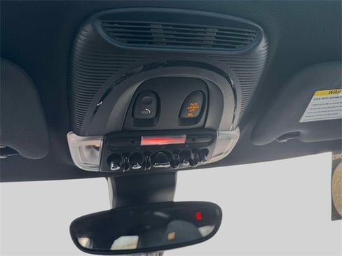 Used 2020 MINI Cooper S w/ Premium Package image 38