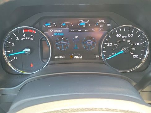 Certified 2022 Ford F250 Platinum AWD/4WD image 7