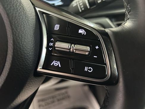 Used 2024 Kia Seltos EX AWD/4WD image 30