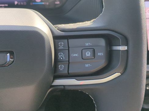 New 2026 Jeep Cherokee Overland image 29