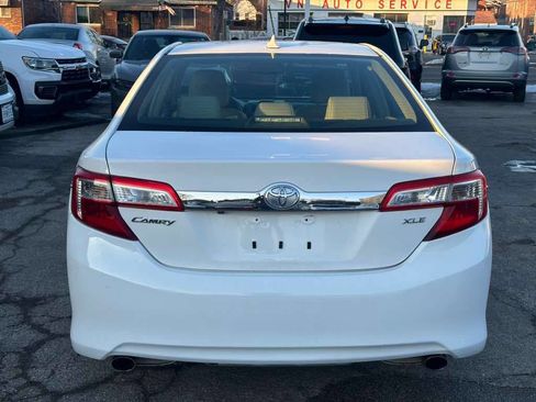 Used 2012 Toyota Camry XLE image 7