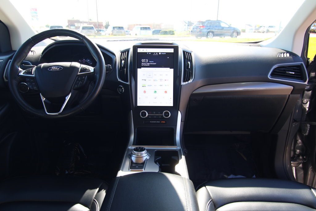 Used 2024 Ford Edge SEL AWD/4WD image 38
