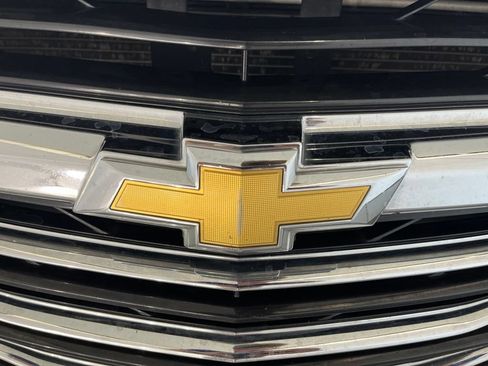 Used 2023 Chevrolet Malibu LT FWD image 35