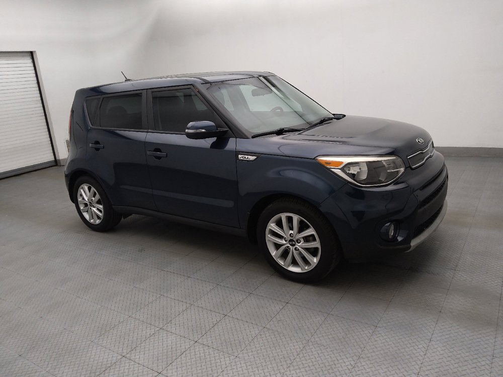 Used 2019 Kia Soul + FWD image 11