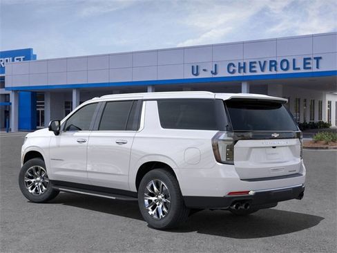 New 2025 Chevrolet Suburban Premier image 3