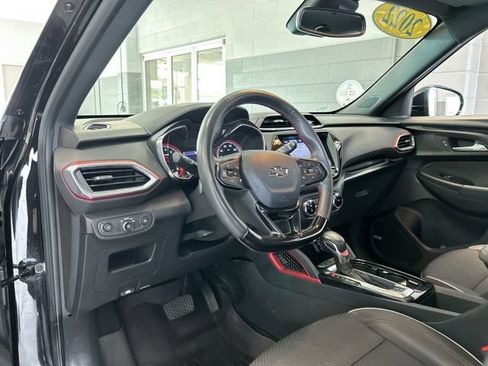 Used 2022 Chevrolet TrailBlazer RS w/ Technology Package AWD/4WD image 26