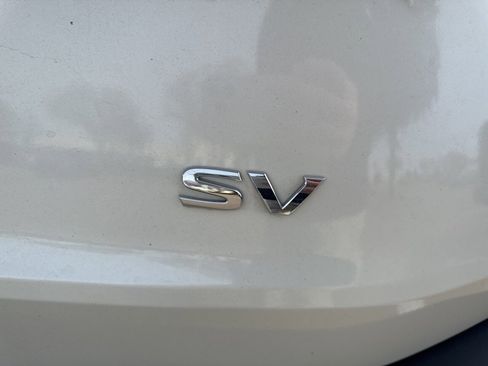 Certified 2023 Nissan Rogue SV image 5