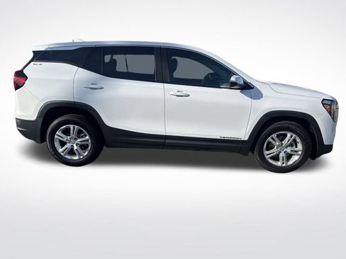 Used 2022 GMC Terrain SLE image 8