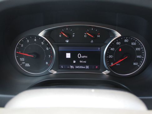 Used 2023 GMC Acadia SLT w/ LPO, Floor Liner Package AWD/4WD image 28