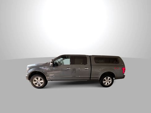 Used 2017 Ford F150 Platinum w/ Equipment Group 701A Luxury AWD/4WD image 5