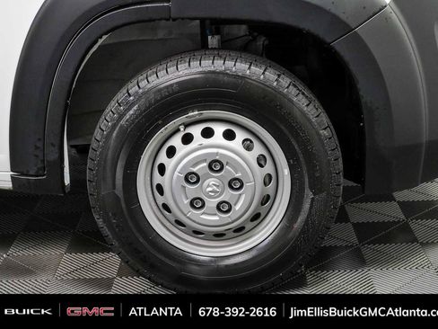 Used 2024 RAM ProMaster 2500 w/ Convenience Group FWD image 32