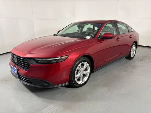 Used 2023 Honda Accord LX image 4