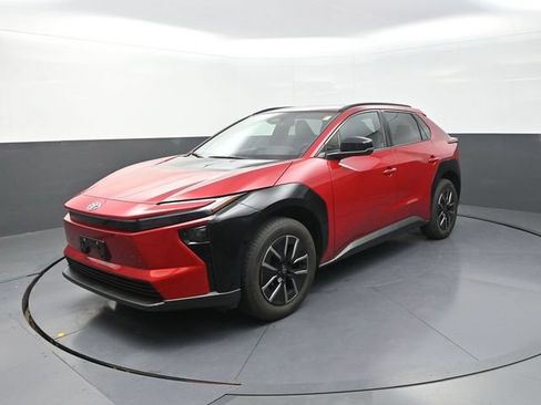 Used 2026 Toyota bZ FWD image 3