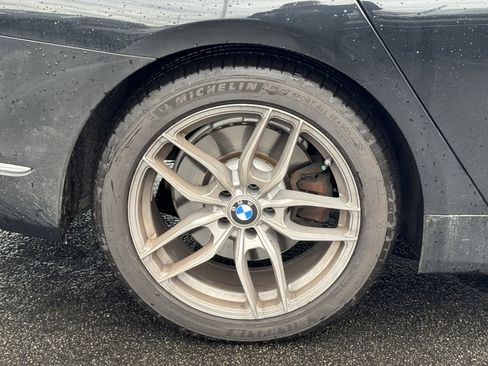 Used 2018 BMW 750i xDrive image 45