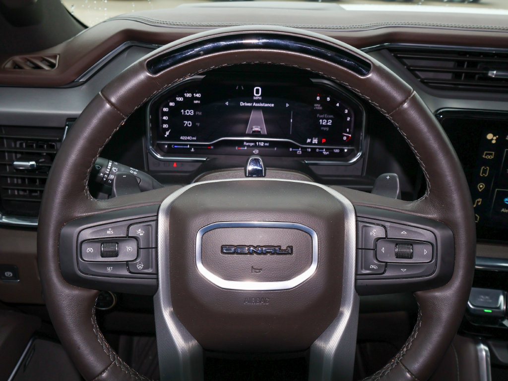 Used 2025 GMC Sierra 1500 Denali AWD/4WD image 19