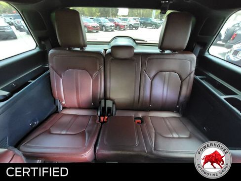 Used 2022 Ford Expedition Limited AWD/4WD image 17