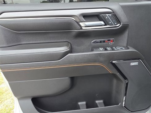 Used 2022 GMC Sierra 1500 AT4 w/ AT4 Premium Package image 24