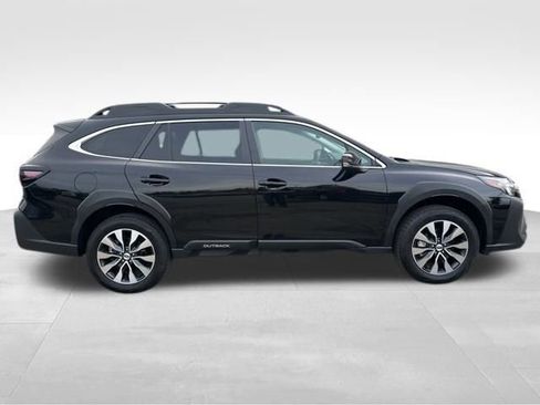 Used 2024 Subaru Outback Limited image 8