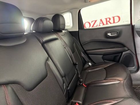 Used 2020 Jeep Compass Trailhawk AWD/4WD image 18
