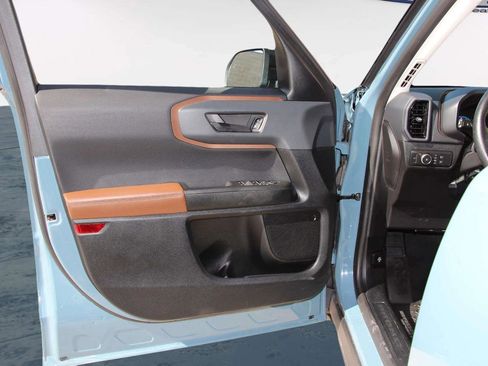 Used 2021 Ford Bronco Sport Outer Banks image 11