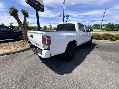 Used 2023 Toyota Tacoma SR AWD/4WD image 6