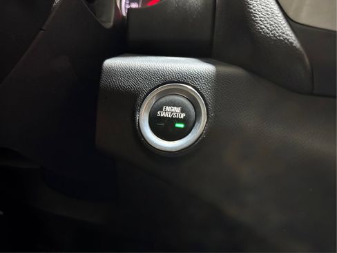 Used 2018 GMC Terrain SLT w/ Preferred Package AWD/4WD image 29