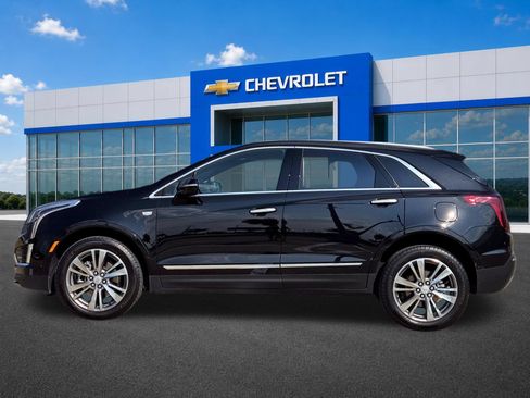 Used 2025 Cadillac XT5 Premium Luxury FWD image 3