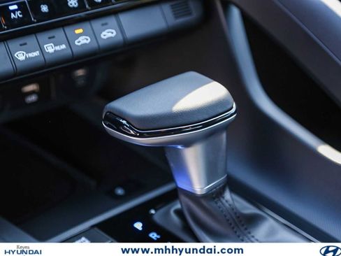 New 2025 Hyundai Elantra Sport FWD image 22
