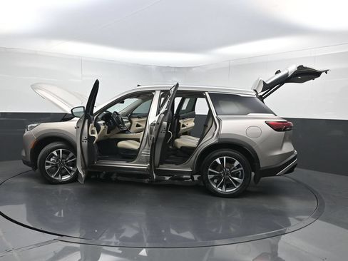 Used 2023 INFINITI QX60 Luxe w/ Performance Audio Package FWD image 40