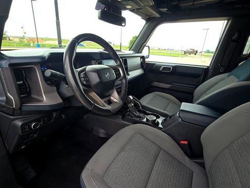 Used 2022 Ford Bronco Outer Banks w/ Sasquatch Package AWD/4WD image 11